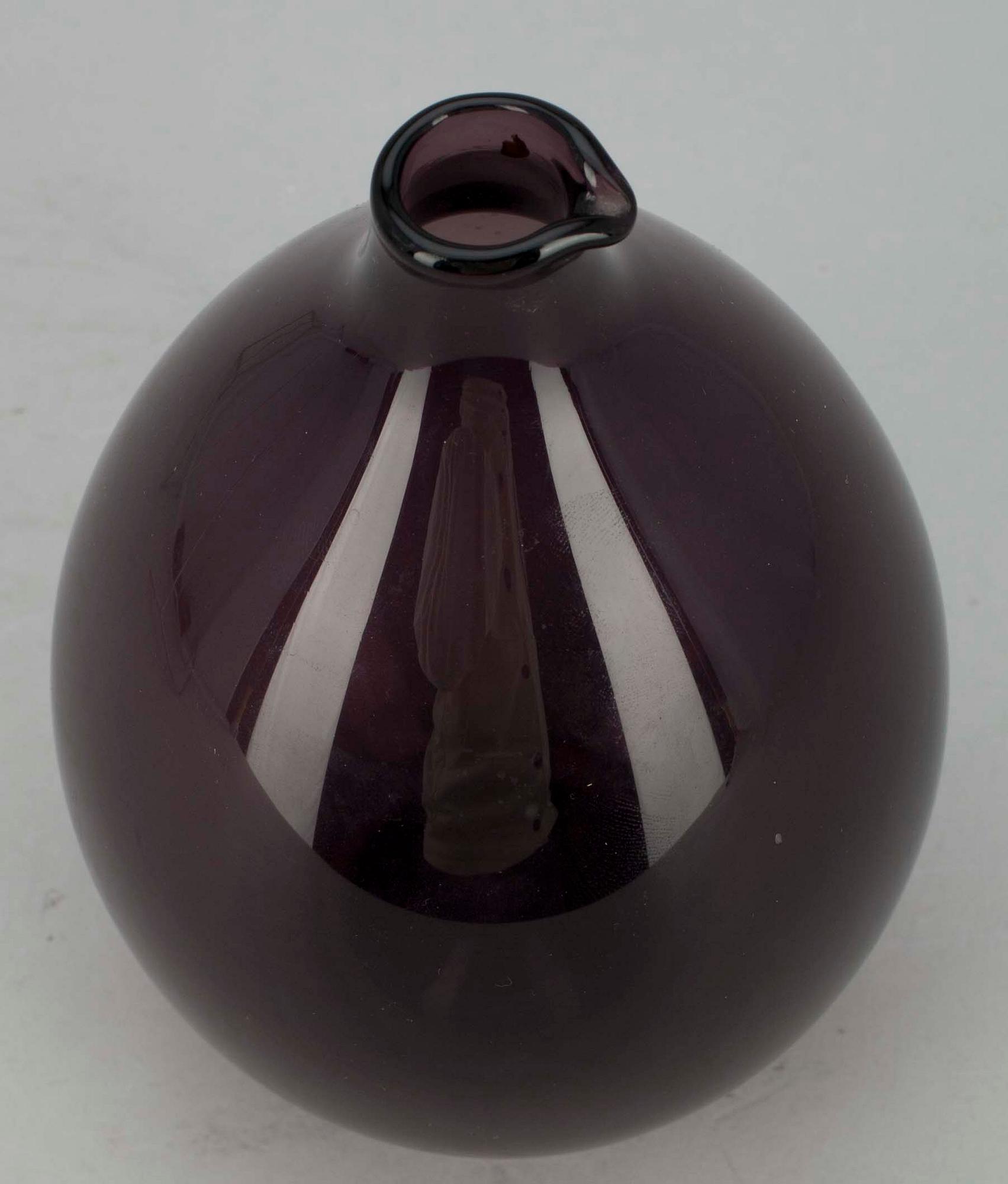 FLASKA, glas, "Fågelflaskan", sign. Timo Sarpaneva, Iittala -57.