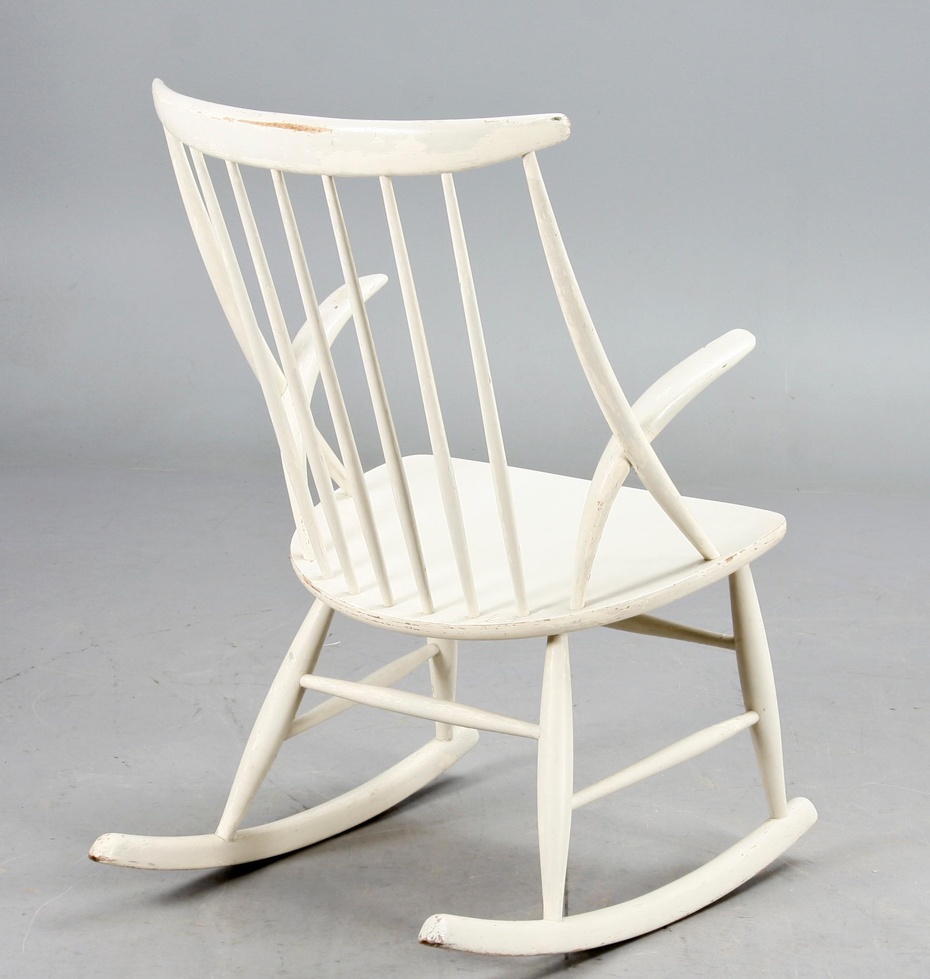 GUNGSTOL, "Gyngestol Nr. 3", Illum Wikkelsö, för N Eilersen, etikettmärkt.
Modellen formgiven 1958.