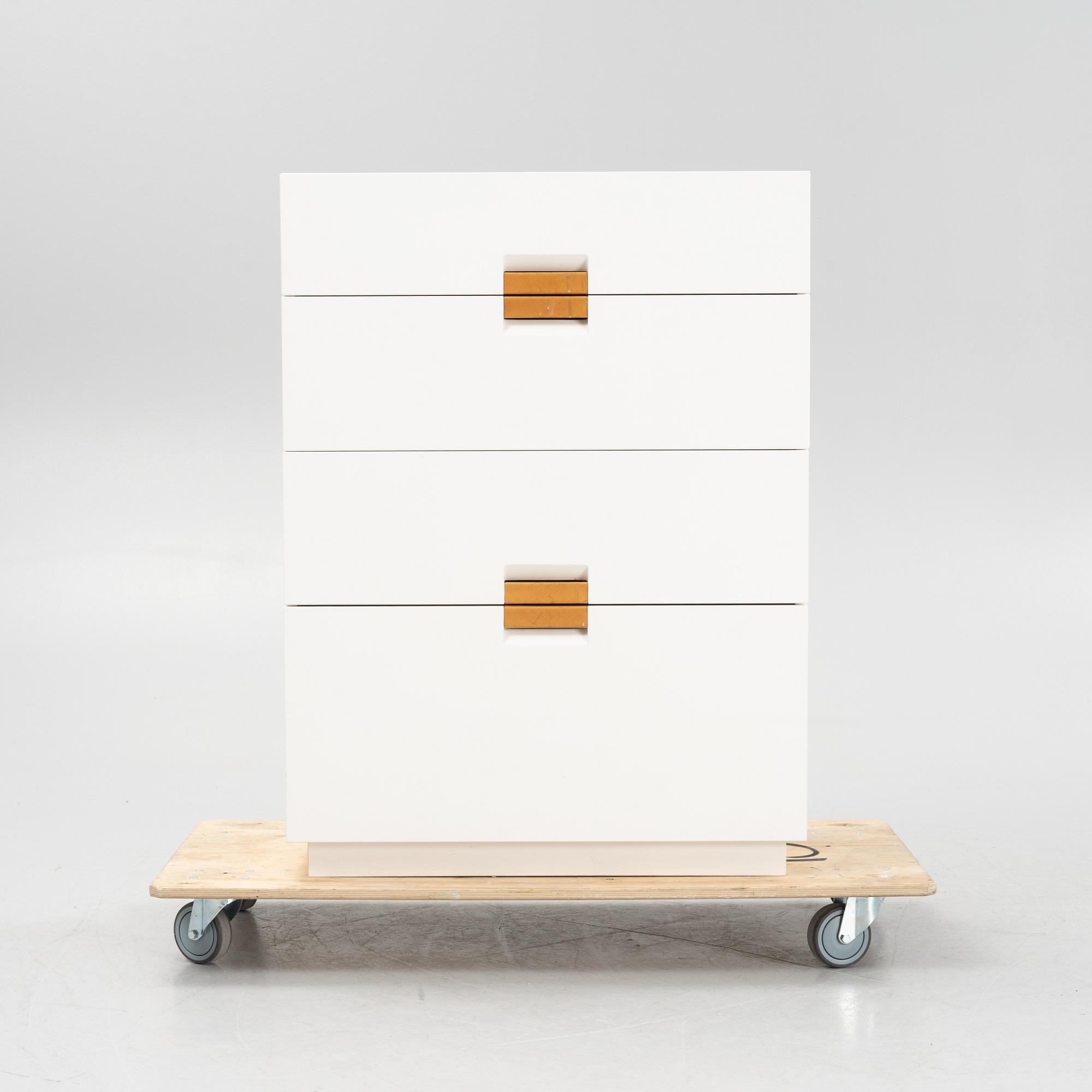 Anya Sebton & Eva Lilja Löwenhielm, byrå, "Frame Medium", Asplund.