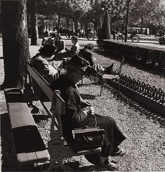 Louis Stettner, "Rond Point des Champs Elysées", 1951.