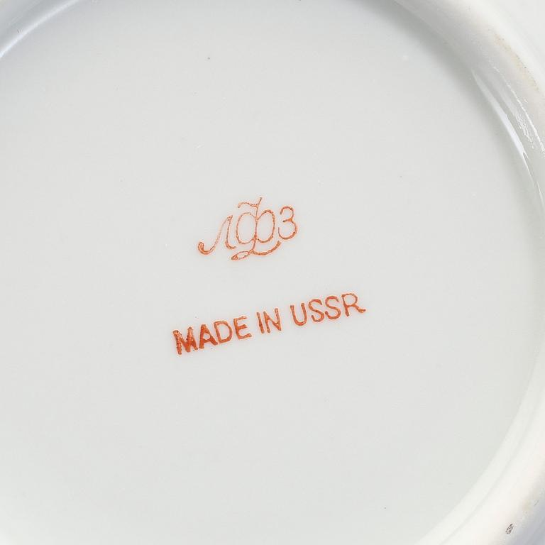 TEKOPPAR MED FAT, 6 st, porslin, "Blue net", Lomonosov, Sovjet, 1900-talets andra hälft.