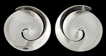 RINGAR, 2 st, ÖRCLIPS, ett par samt HÄNGE, silver, Georg Jensen, Danmark.