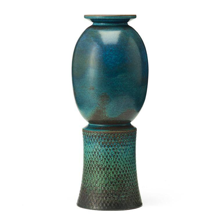 Stig Lindberg, A Stig Lindberg stoneware vase, Gustavsberg studio, Sweden 1964.