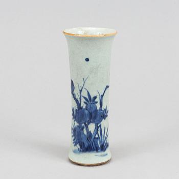 A Transitional blue and white 'sleeve' vase, 17th century.