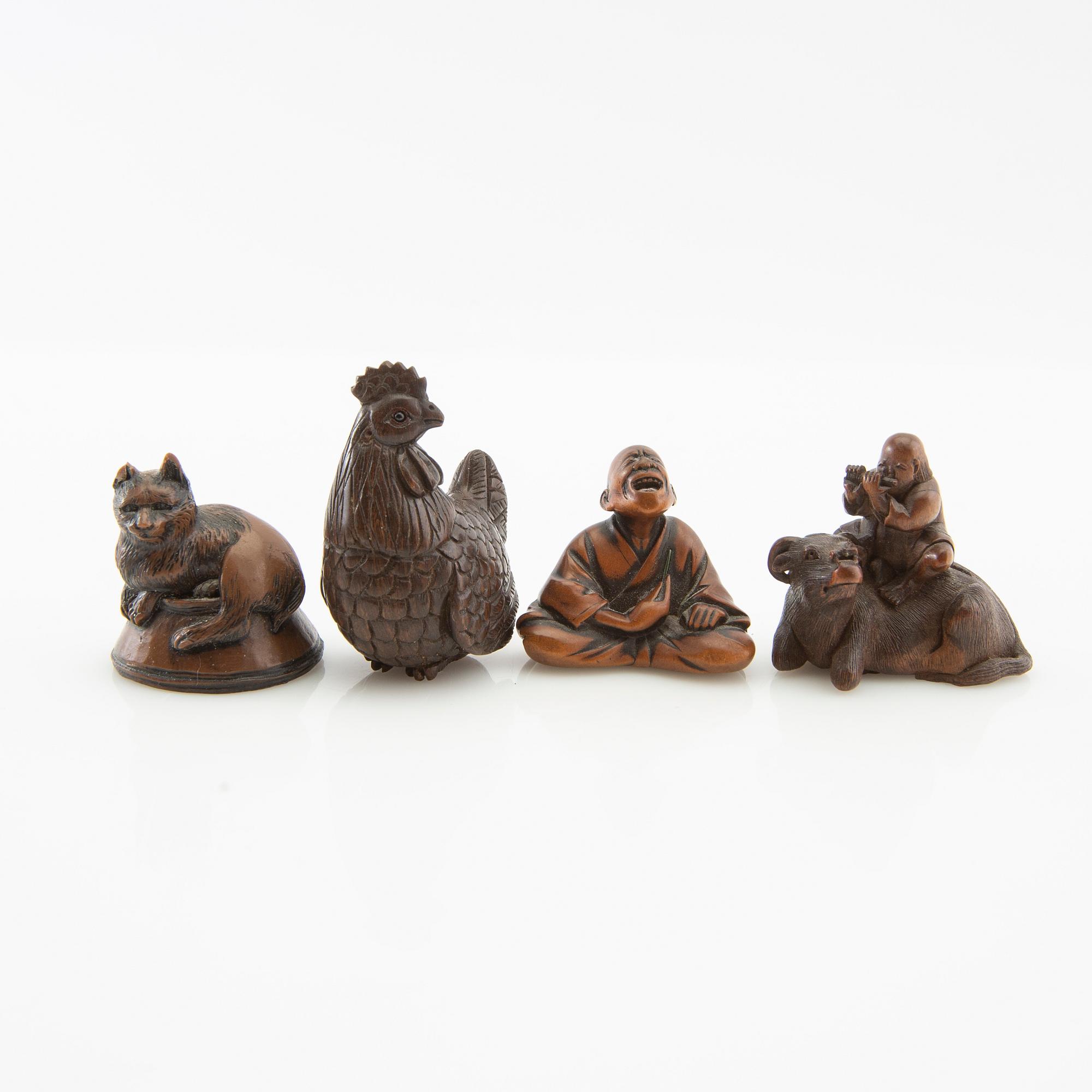 Netsuke 9 st Japan 1900-tal.