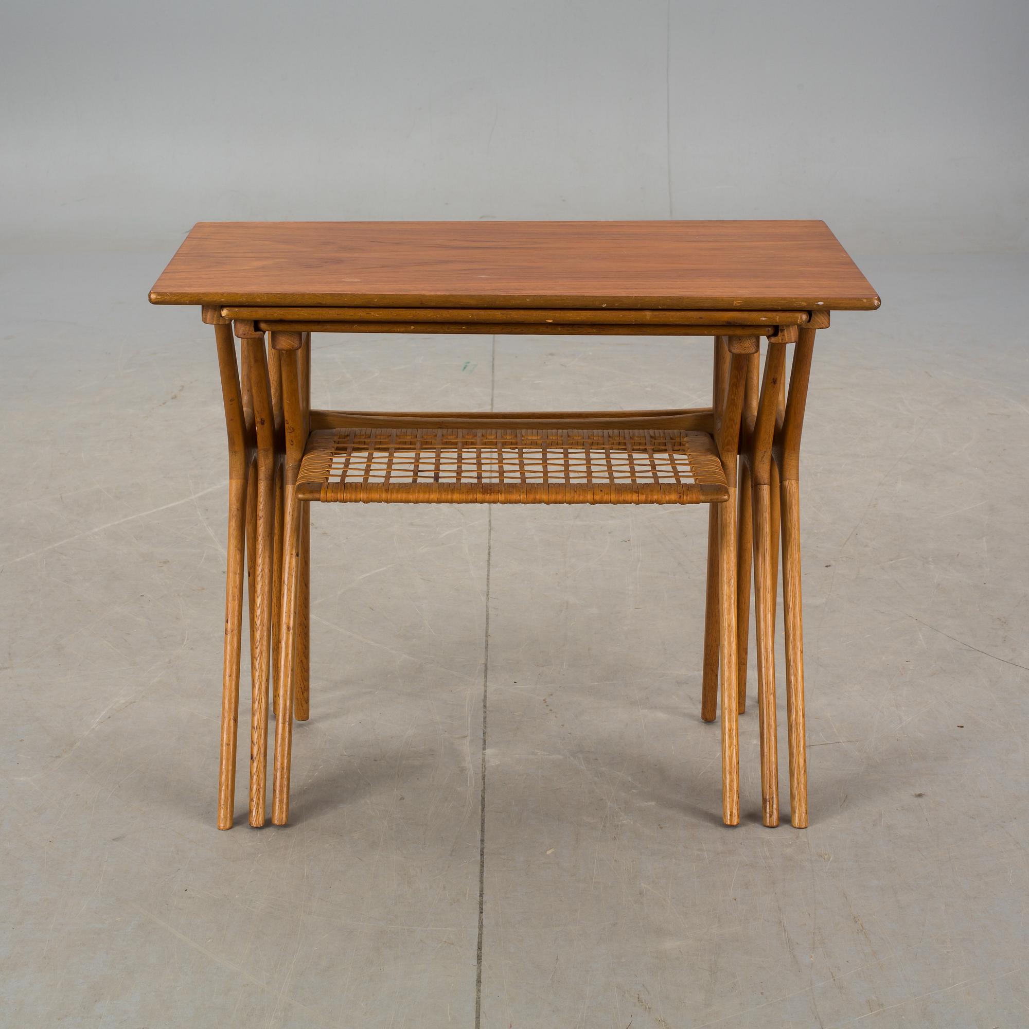 SATSBORD, 3 delar, Danmark. 1900-talets andra hälft.