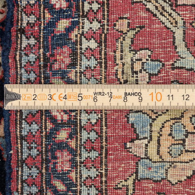 An antique/semi-antique Mobarakeh-Esfahan rug, c. 205 x 144 cm.