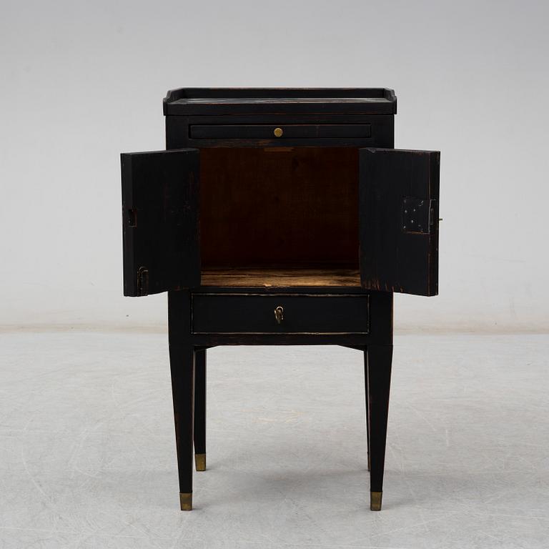 SÄNGBORD, 1800-tal.