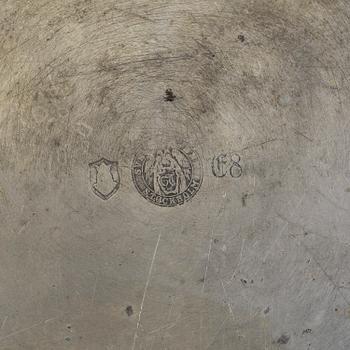A pewter tray, Firma Svenskt Tenn, Stockholm 1932.