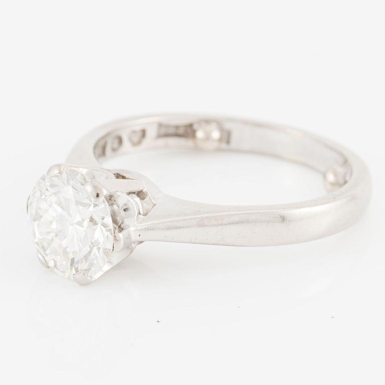 Ring, enstensring, 18K vitguld med briljantslipad diamant.