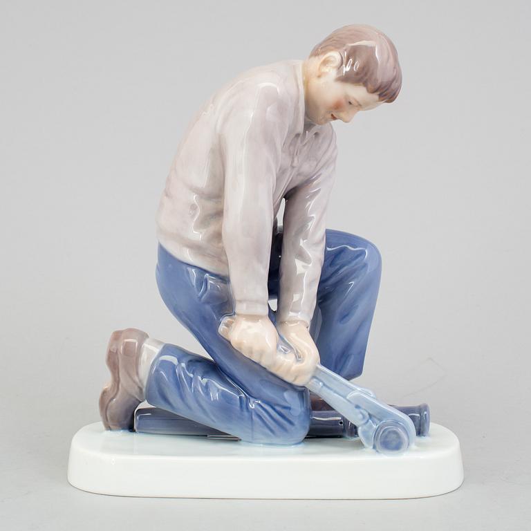 A porcelain figurine by Bing & Gröndahl, Denmark.