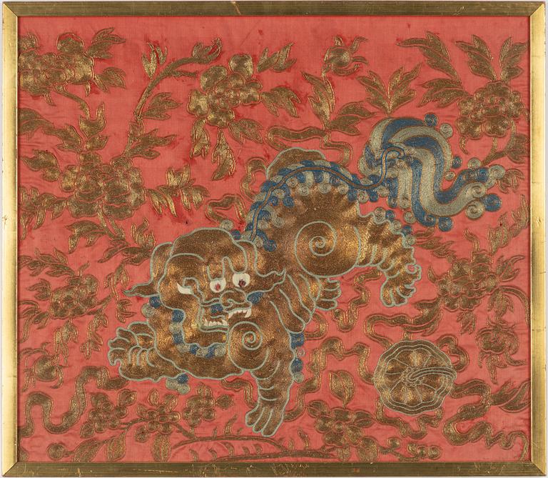 A silk embroidery, China, Qing dynasty, 19th century.