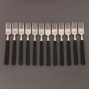 BERTEL GARDBERG, BESTICKSERIE, 32 delar, "Triennale", Fiskars. Formgivna 1956-57.