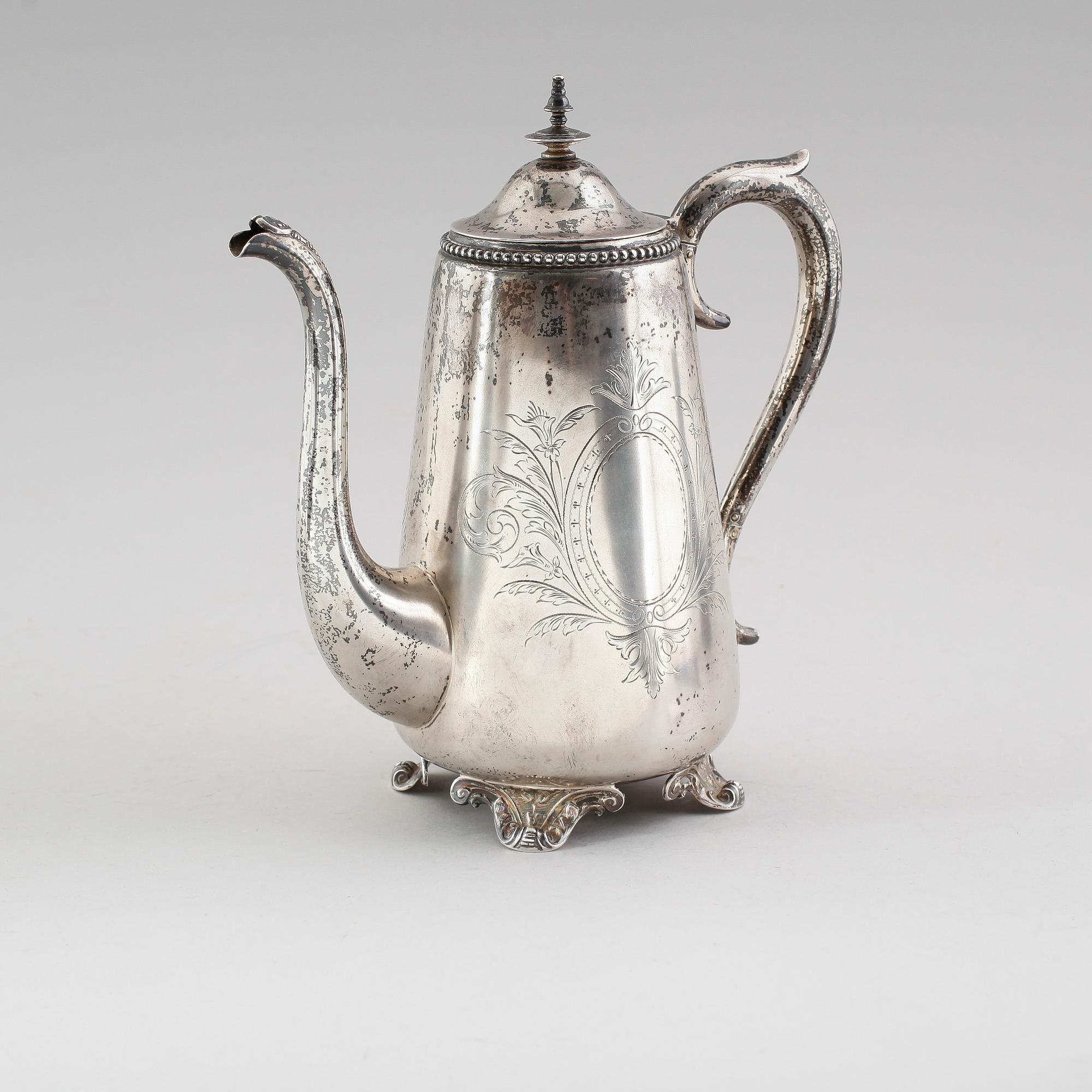 KAFFEKANNA, silver, svenska stämplar 1910. Vikt ca 677 gram.
