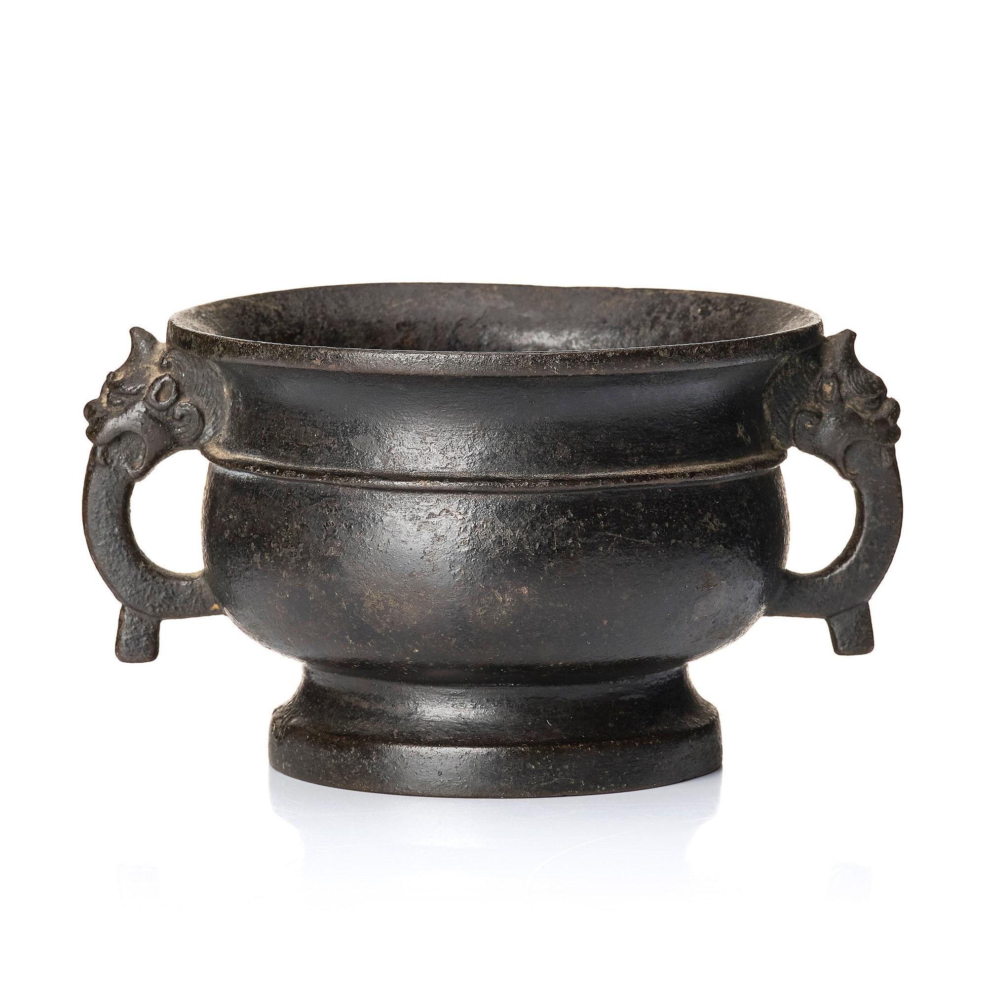 A bronze censer, late Ming dynasty (1368-1644).