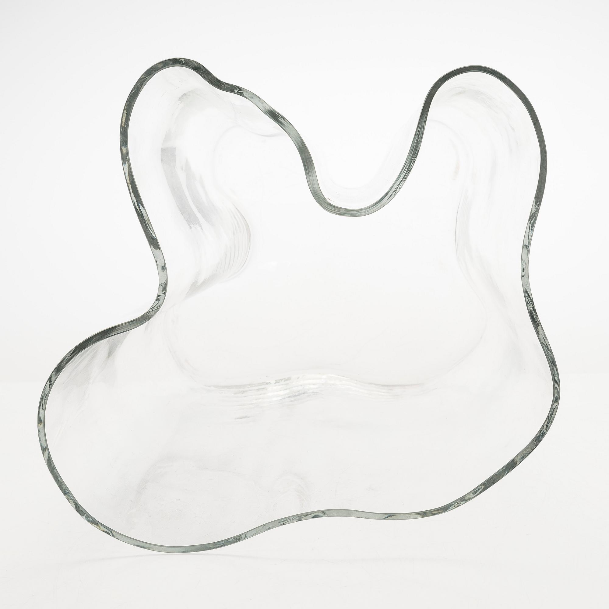 Alvar Aalto, a '3031' vase for Iittala, unsigned.