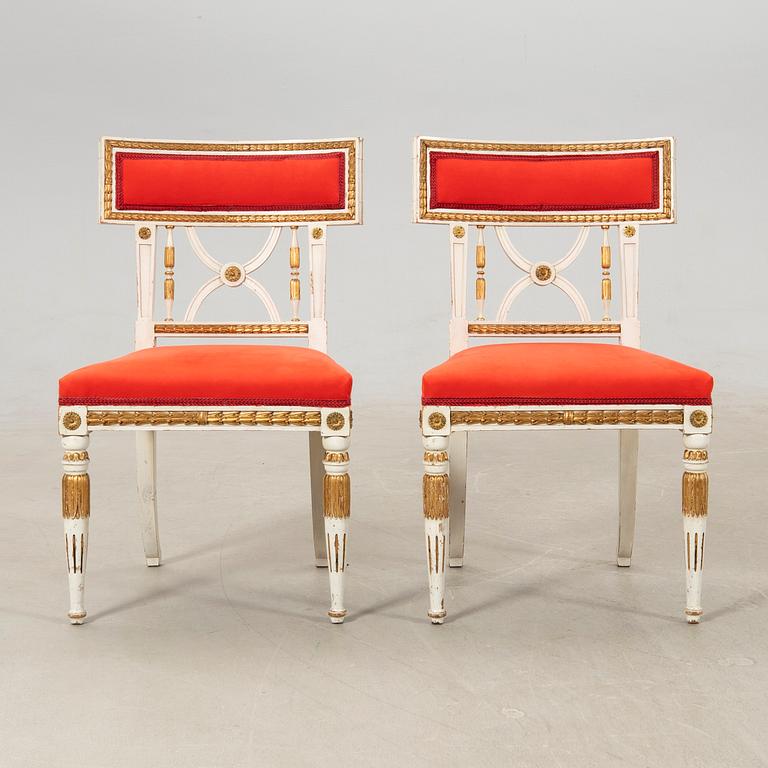 Chairs, a pair in the Gustavian style, early 20th century.