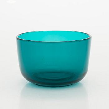 Saara Hopea, a set of 7 bowls, model 5577, Nuutajärvi Notsjö. Designed in 1956.