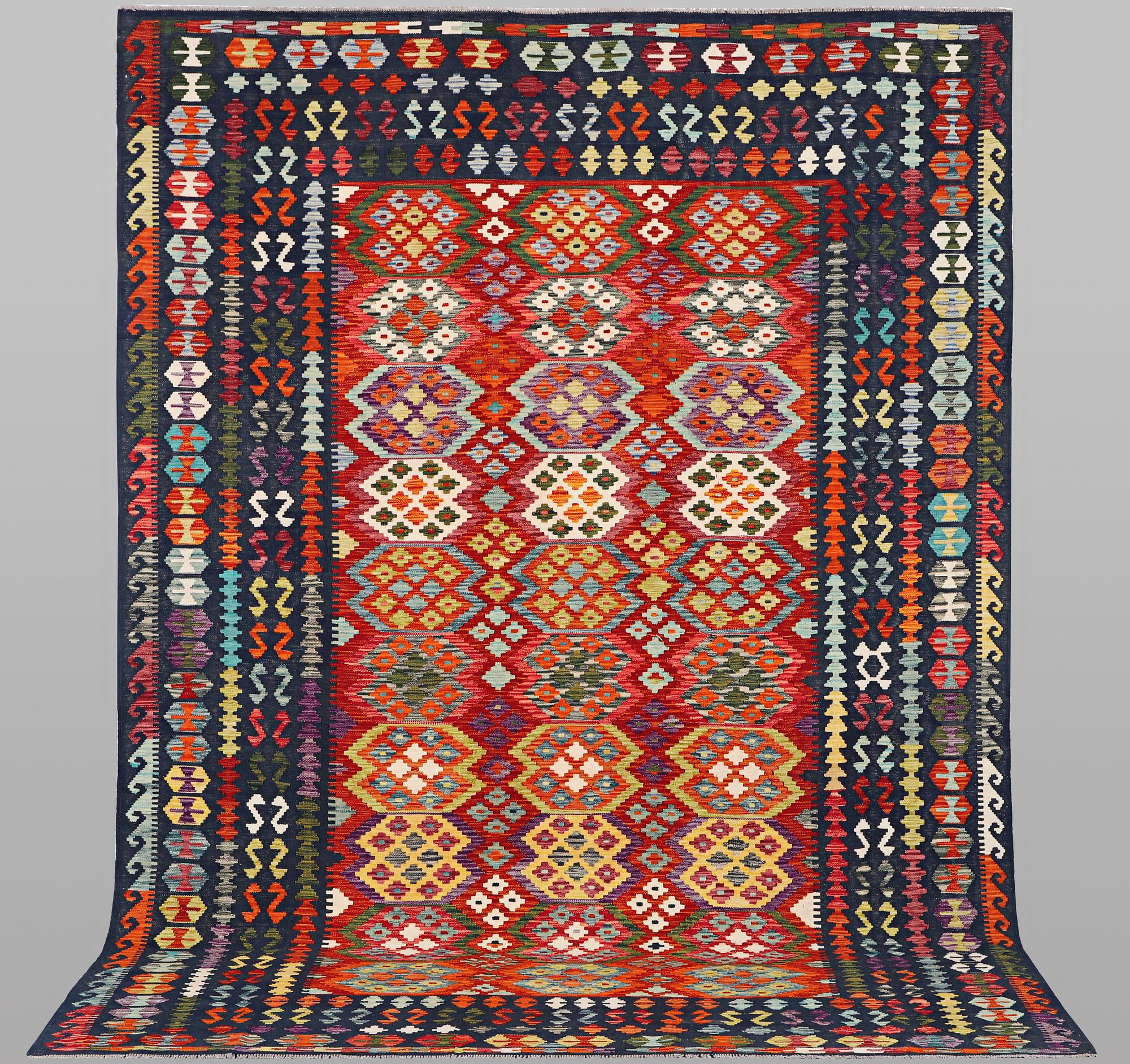 Matta, Kelim, ca 343 x 246 cm.
