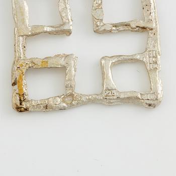 Lars Arby, a neck ring, two pendants and two pairs of earrings, silver, Gothenburg circa 1966, 1976, 1977 and 1980.
