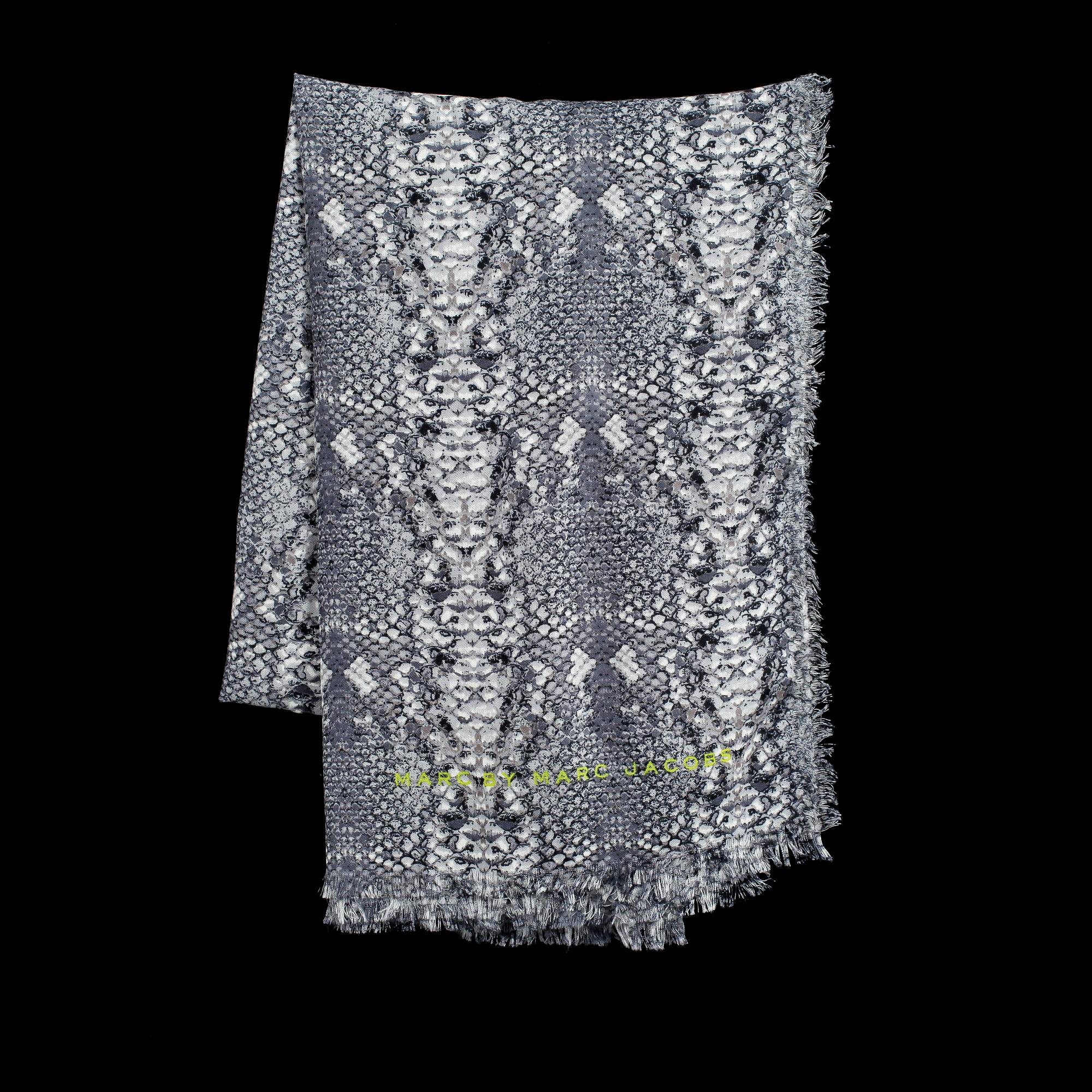 SCARF, Marc by Marc Jacobs.