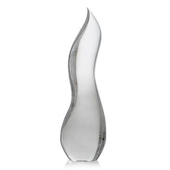 Aimo Okkolin, glasskulptur "Flamma", signerad Aimo Okkolin, Riihimäen Lasi 1973.