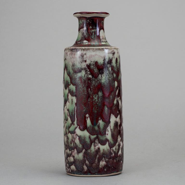 VAS, stengods, Stig Lindberg, Gustavsberg Studio, 1970-tal.