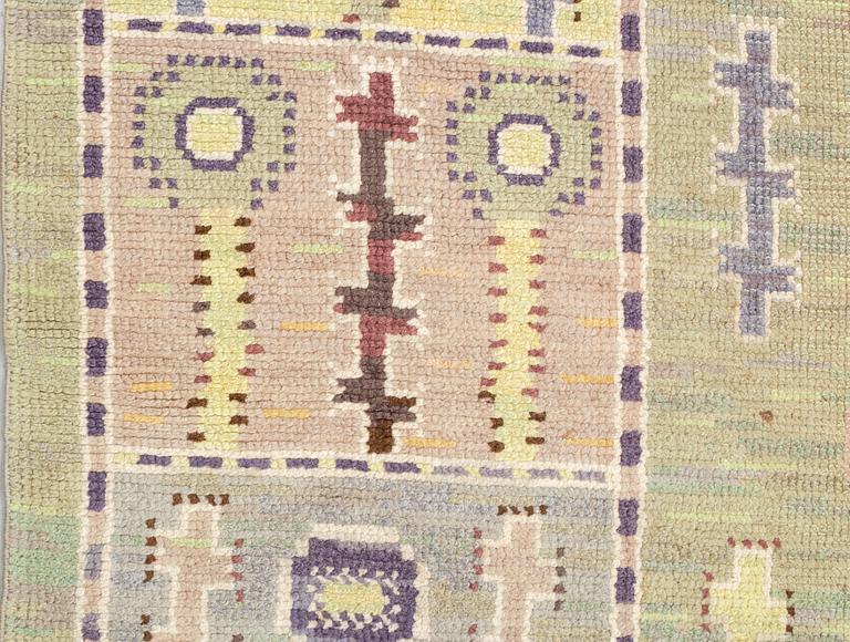 Märta Måås-Fjetterström, matto, "Älgö", knotted pile, ca 338 x 236,5-239,5 cm, signed MMF.