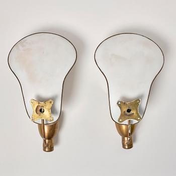 Carl-Axel Acking, a pair of wall lamps model "5029", Bröderna Malmströms Metallvarufabrik, Malmö, 1940s.