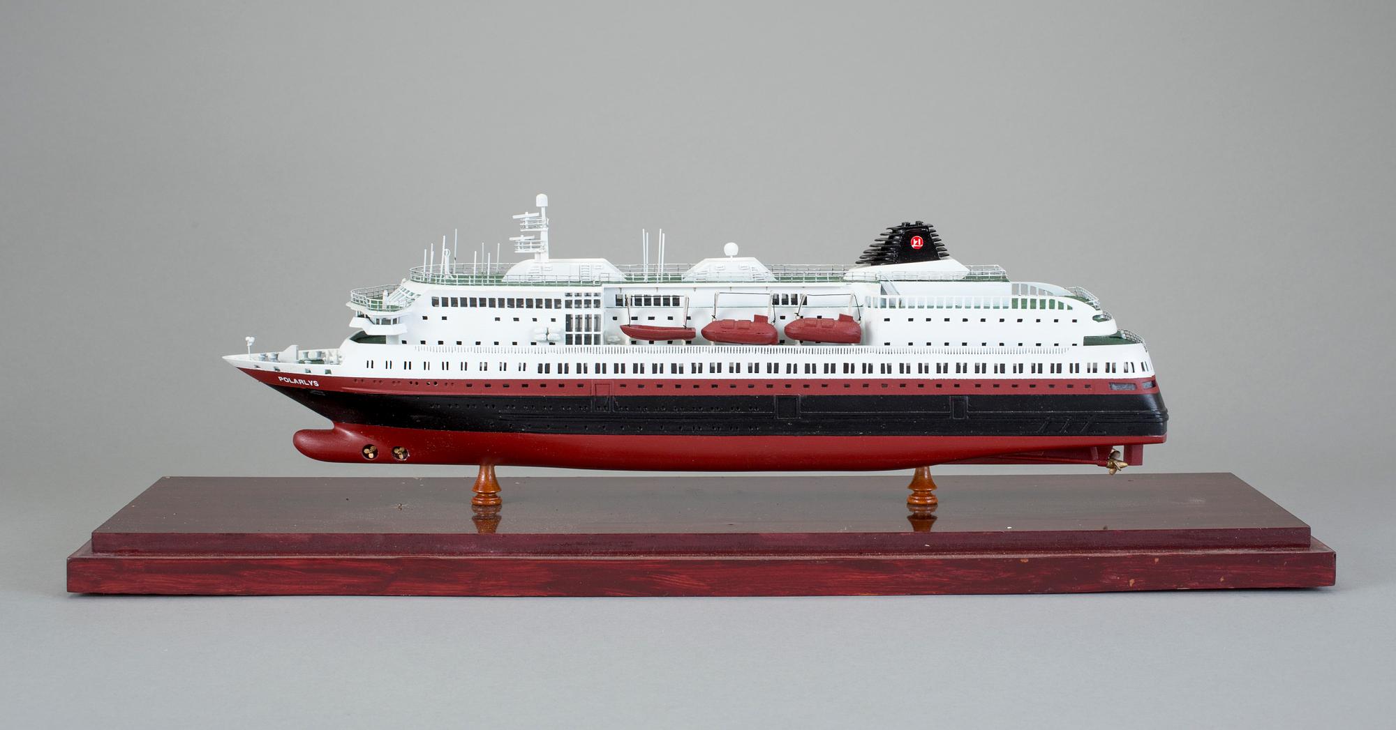 FARTYGSMODELL, hurtigruttsfartyg "Polarlys", 2000-tal.