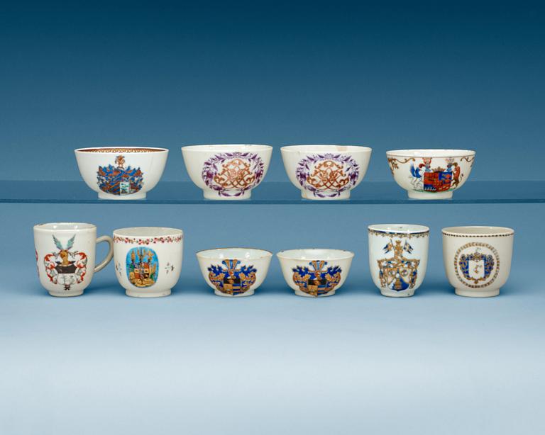 A set of 10 Swedish Armorial porcelain cups, Qing dynasty, Qianlong (1736-95).