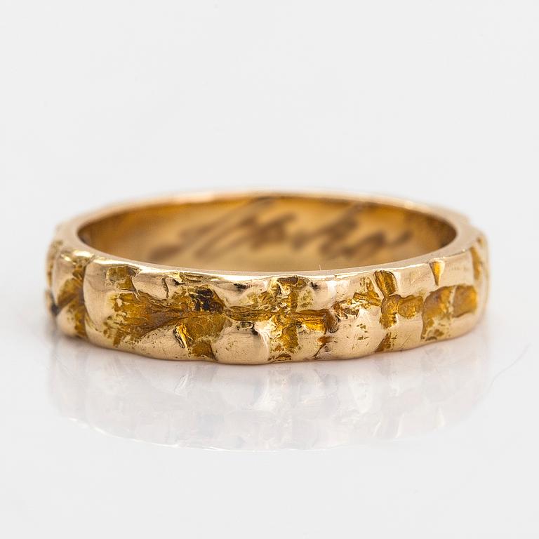 Björn Weckström, an 18K gold ring. Lapponia 1970.