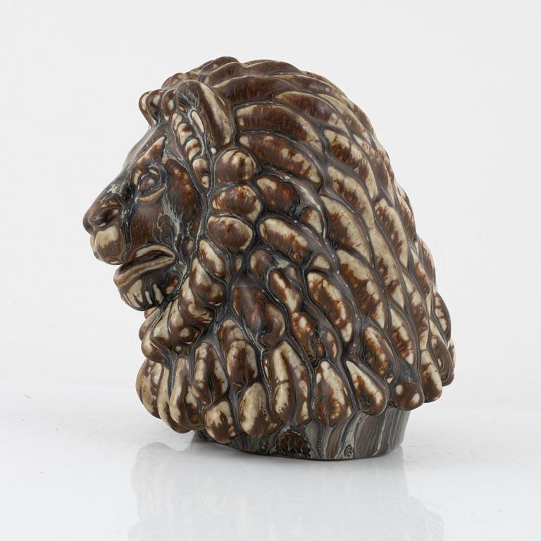 Gunnar Nylund, a sculpture of a lion's head, Rörstrand, 1950's/60's.