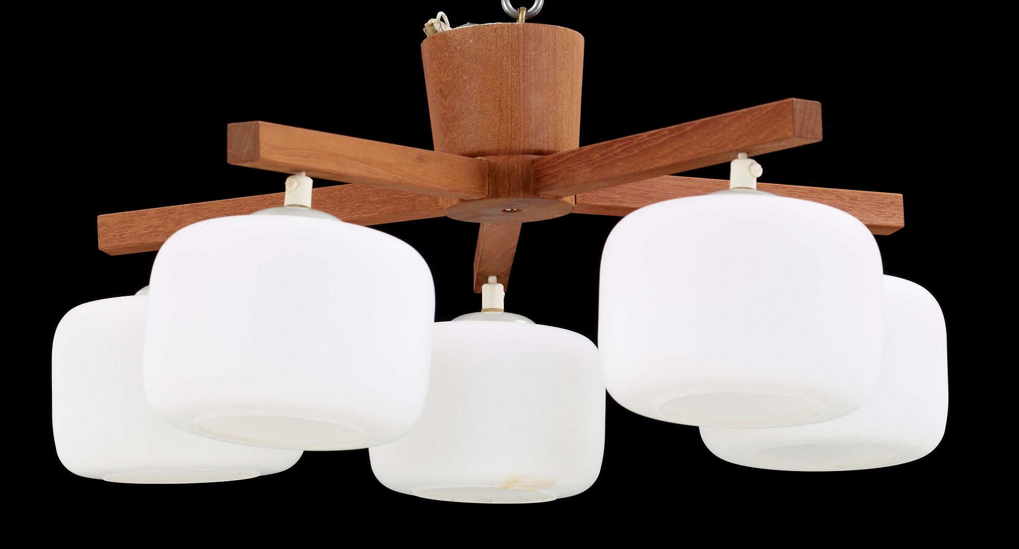 TAKLAMPA, troligen Uno och Östen Kristiansson, Luxus, Vittsjö.1950/60-tal.  Höjd ca 24 cm.