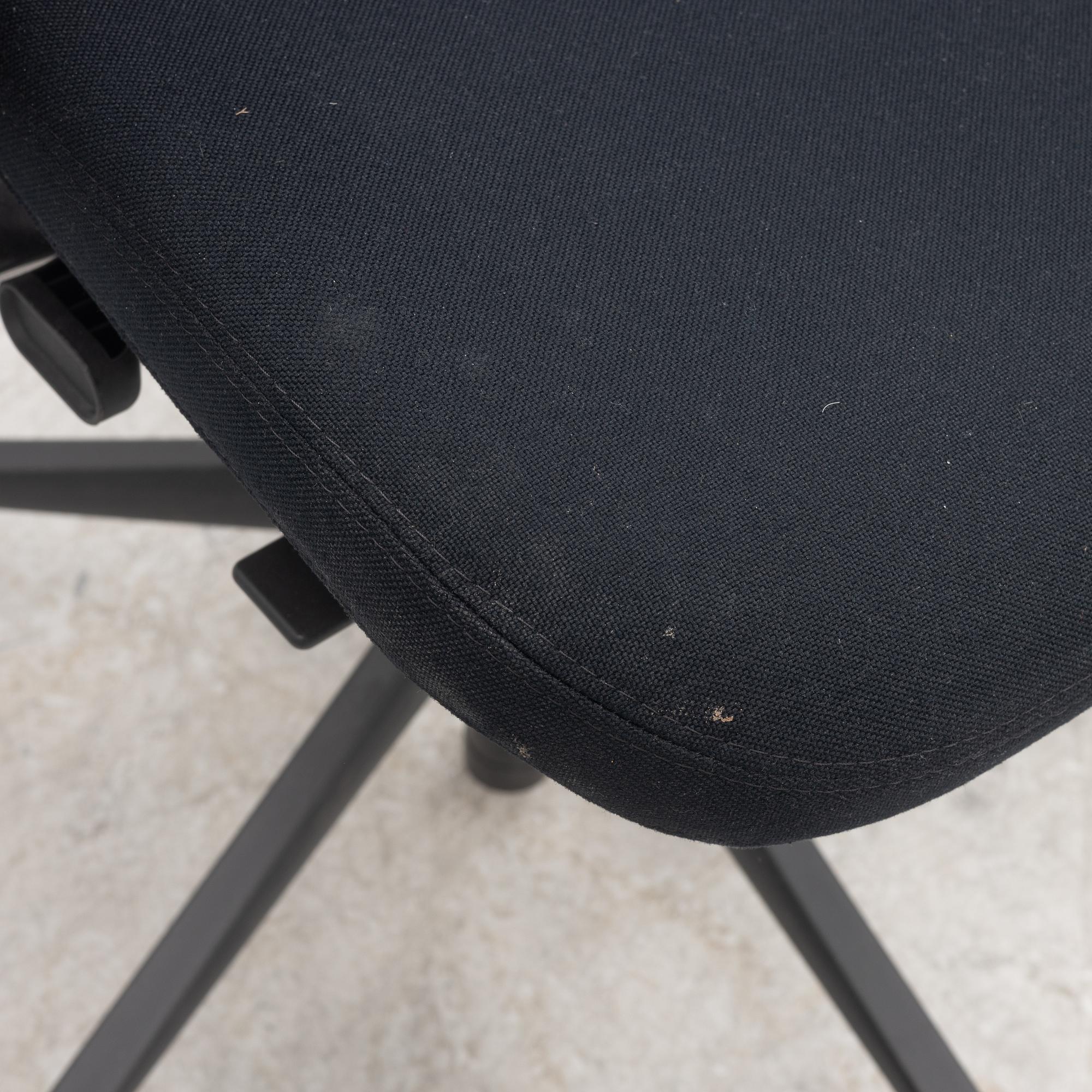 Antonio Citterio, office chair, "ID Mesh", Vitra, contemporary.