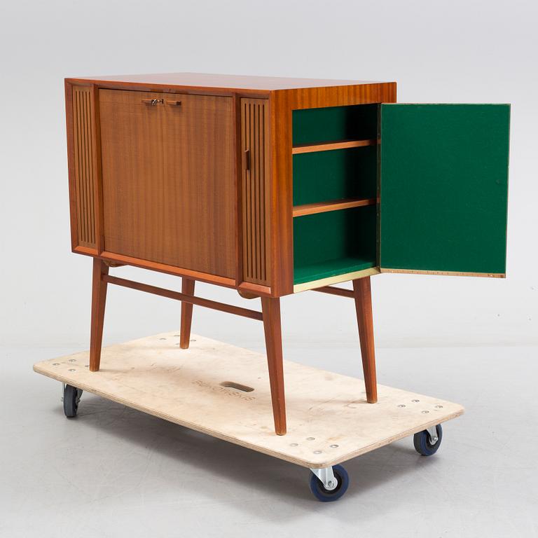 BARSKÅP/TV-SKÅP, 1900-talets mitt.