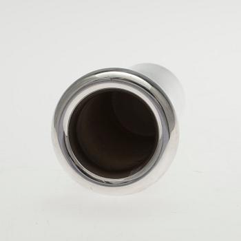 VAS, sterling silver, design Tapio Wirkkala 1990. Vikt 109 g.