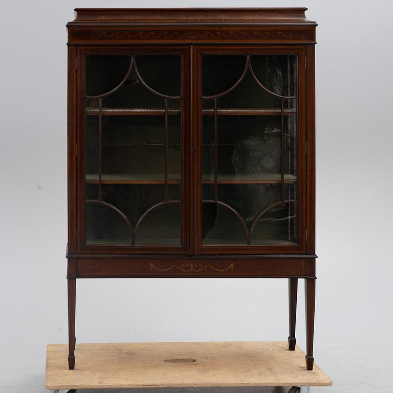 Display cabinet, England, early 20th century.