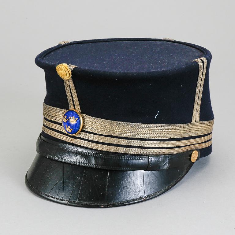 UNIFORM med TILLBEHÖR, för överste löjtnant vid I16 Halmstad, bla m/1886.