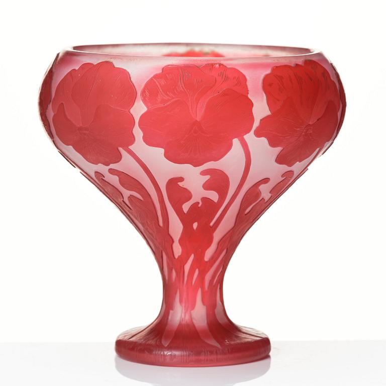 Karl Lindeberg, an Art Nouveau cameo glass vase, Kosta, Sweden, early 20th century.