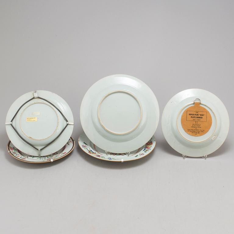 Five famille rose dishes, Qing dynasty, Qianlong (1736-95).