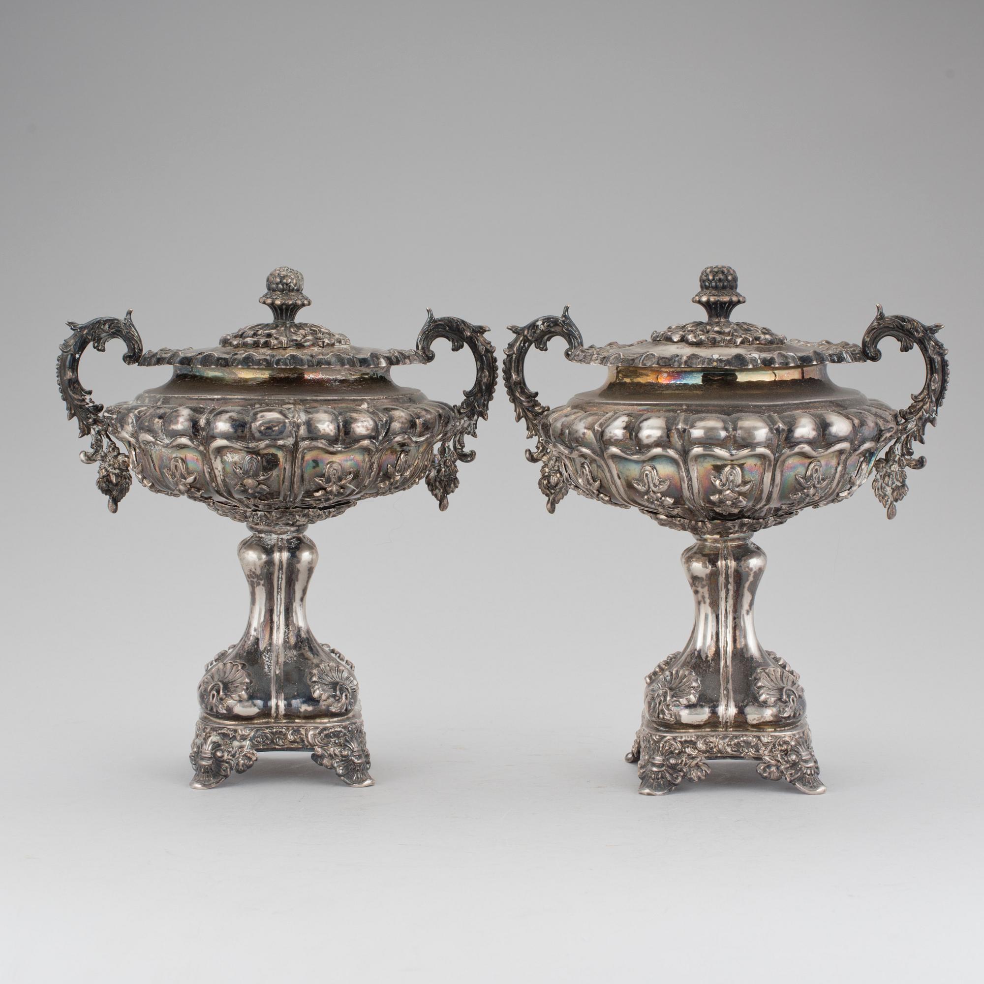 SOCKERSKÅLAR, ett par, silver, senempire, Falck & Dahlsten, Stockholm 1837.