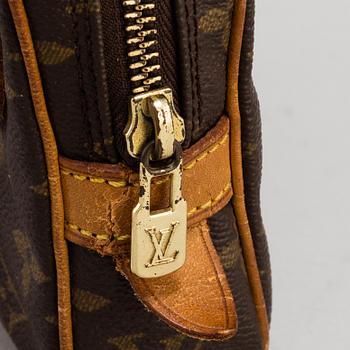 LOUIS VUITTON, 'Marly Bandouliere'.