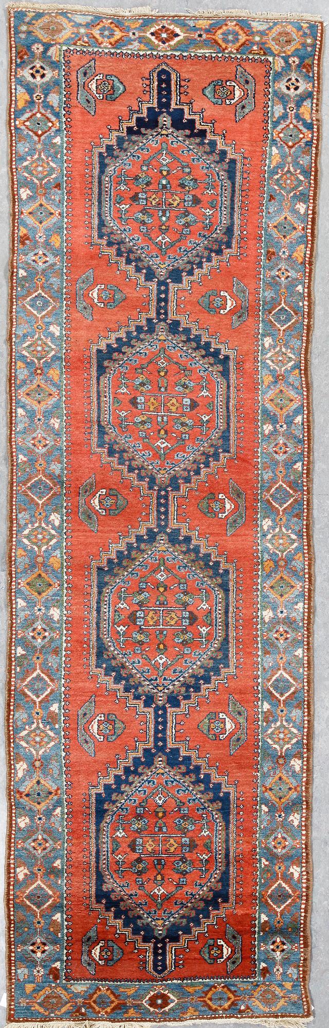GALLERIMATTA, Västpersisk, ca 343x105 cm.