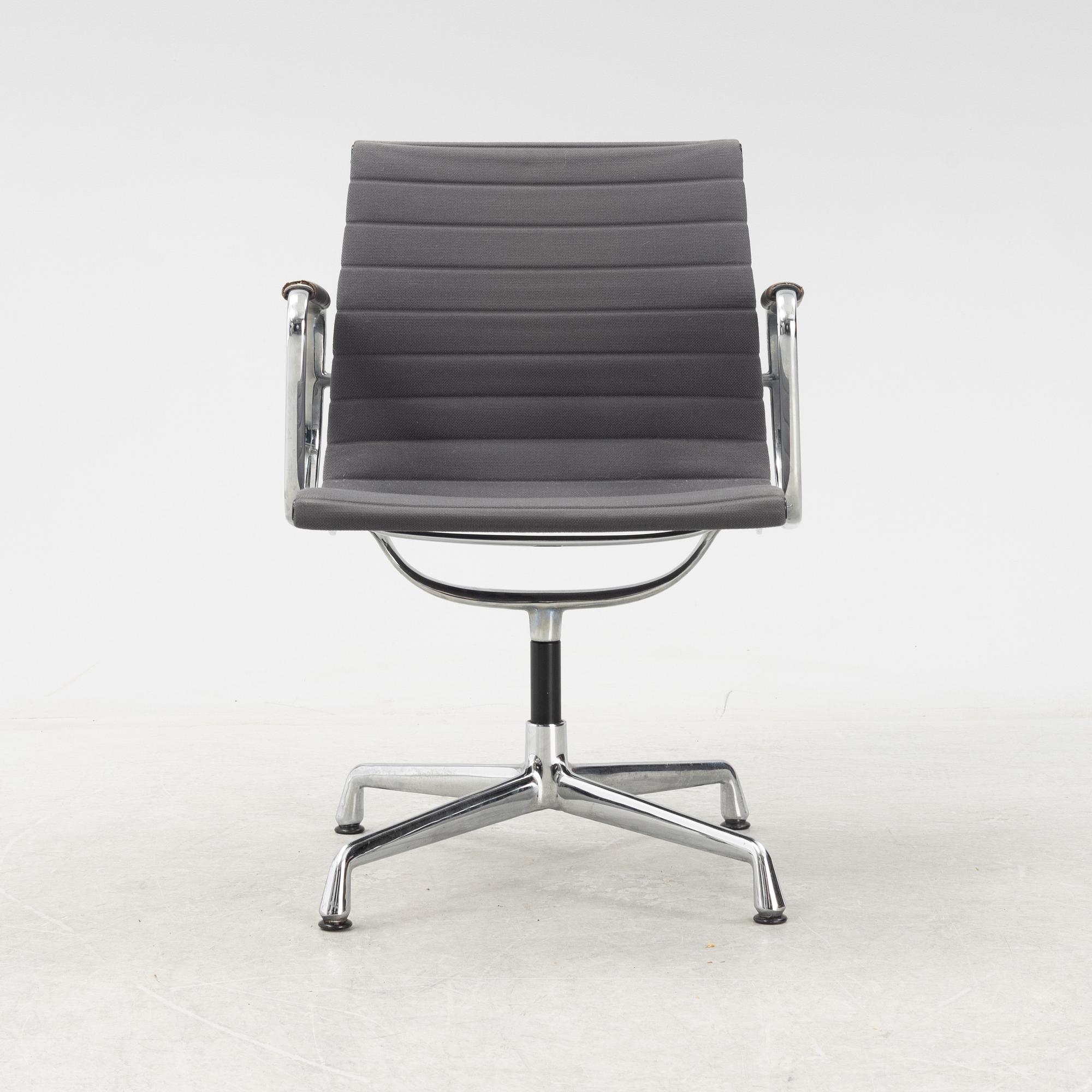 Charles & Ray Eames, EA 108 office chair, Vitra.