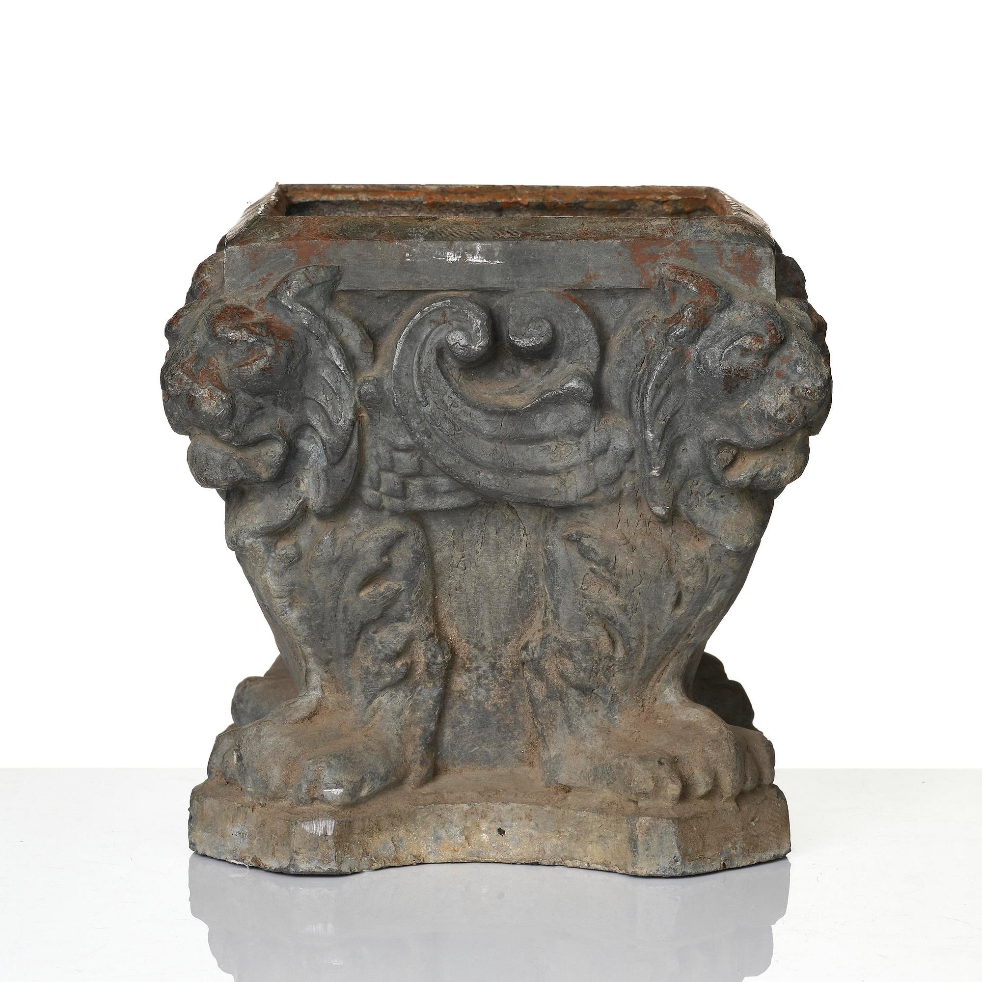 A presumably English lead planter, 19th century.