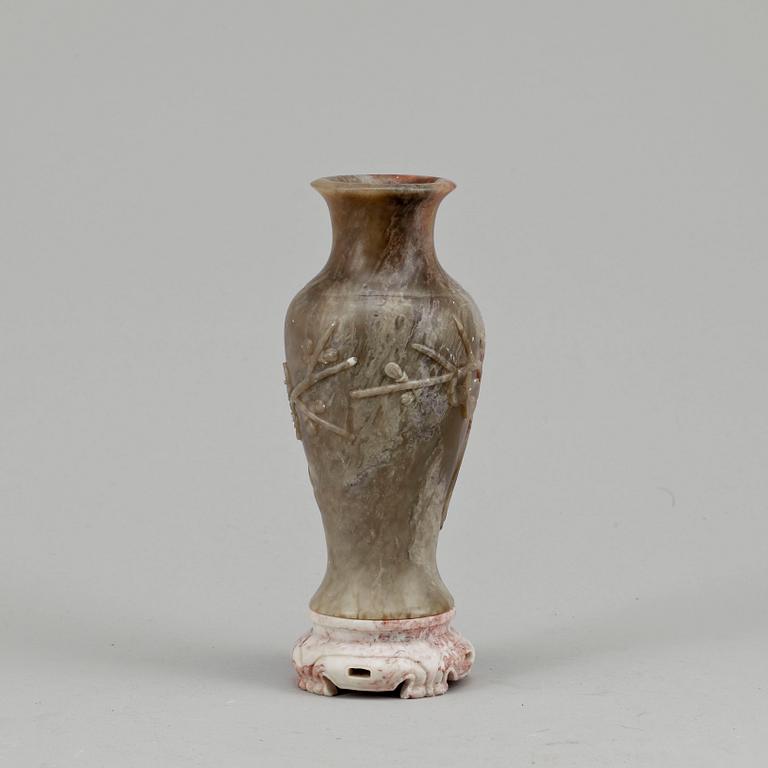 VAS, Soapstone, Kina, 1900-tal.