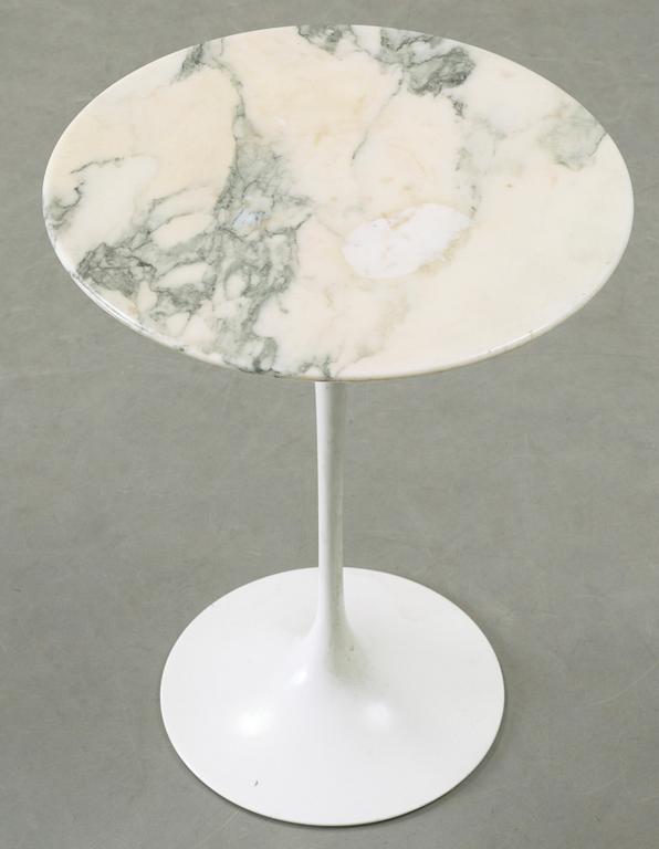 SOFFBORD, "Tulip", Eero Saarinen, Knoll International.