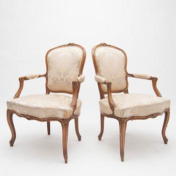 KARMSTOLAR, ett par, nyrokoko, 1800-tal.
