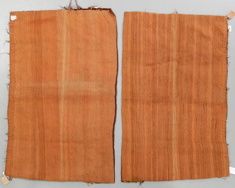 SADELVÄSKOR, ett par, sannolikt Turkmener, ca 78 x 128 resp 76 x 128 cm.